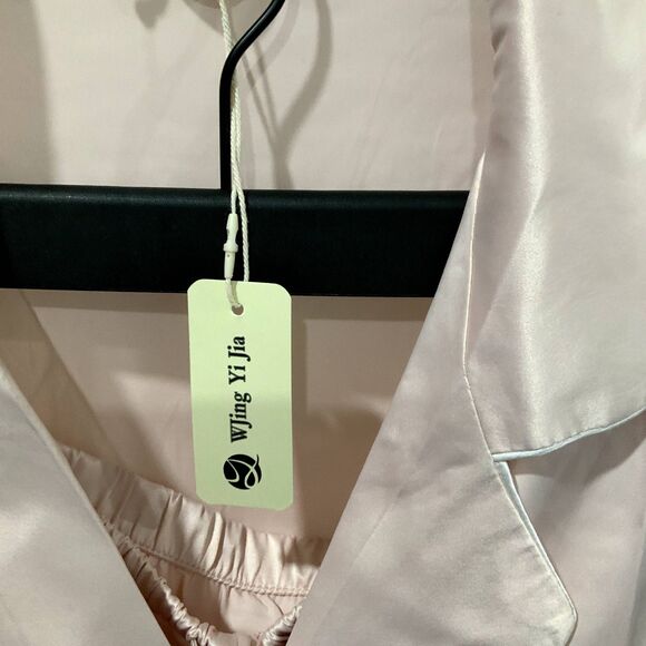 NWT!! Silky Pink 2 Piece Pajama Set with Sleep Mask Size XL - Picture 5 of 11